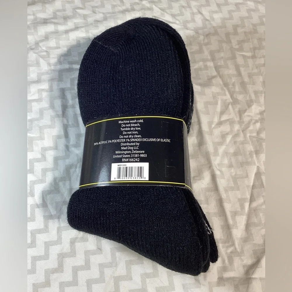 Hot Feet Patterned and Black 2 Pack Men’s Thermal Socks